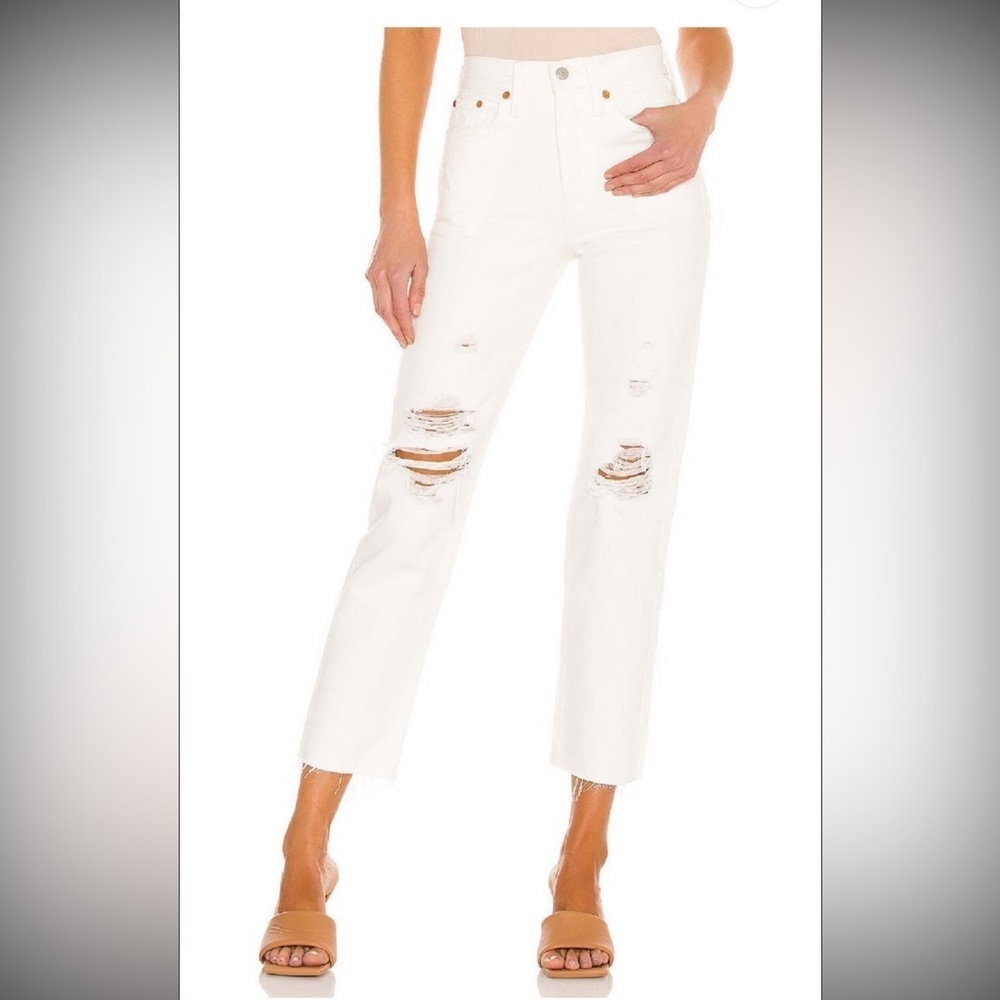 Levi’s White Wedgie Straight Jeans Size 26